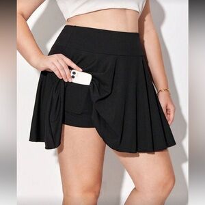 SHEIN Black Curve Skort